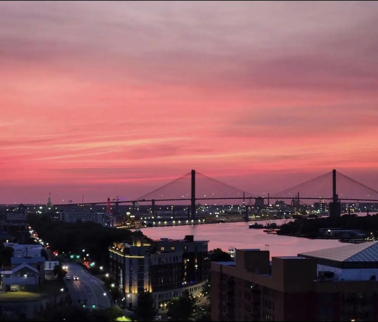 5Min To River Street, Dt - Spacious - Free Parking Savannah Exteriör bild