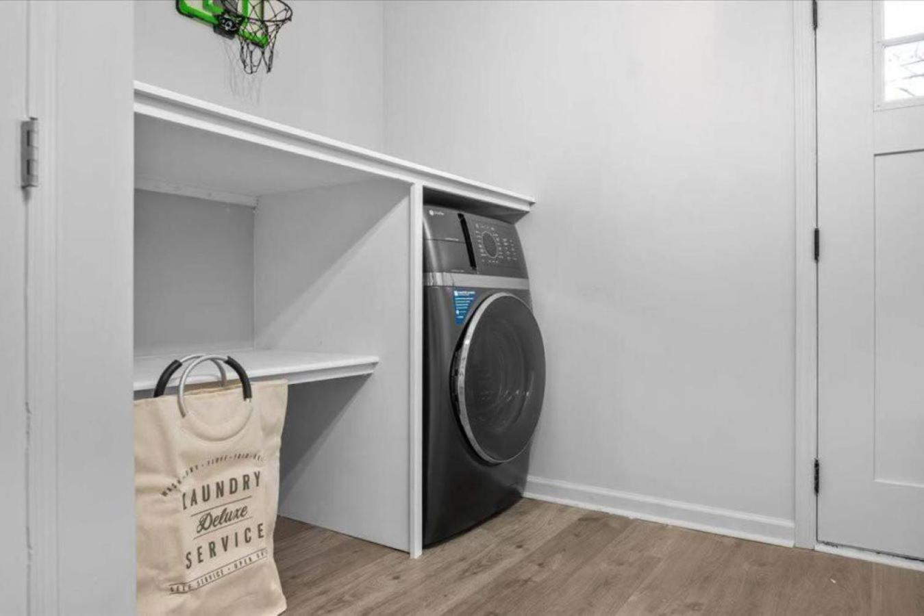 5Min To River Street, Dt - Spacious - Free Parking Savannah Exteriör bild